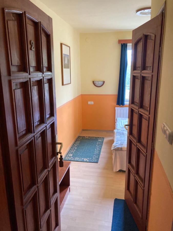 Bor-Bazilika-Vendeghaz Bed and Breakfast Tarcal Eksteriør billede